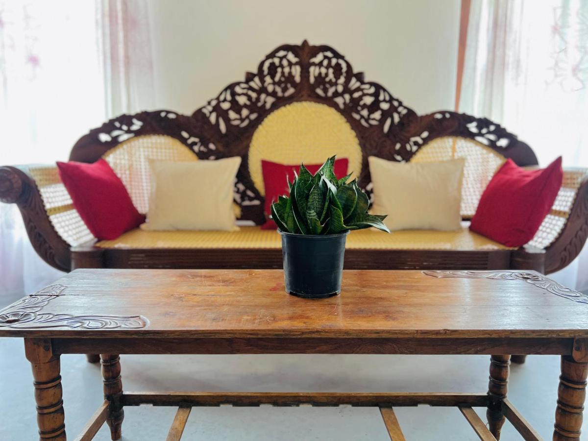 Sea Frame By Walkseylon Bed & Breakfast Hikkaduwa Bagian luar foto