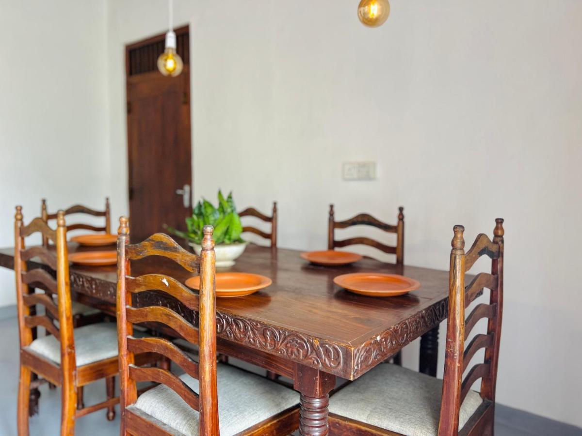 Sea Frame By Walkseylon Bed & Breakfast Hikkaduwa Bagian luar foto